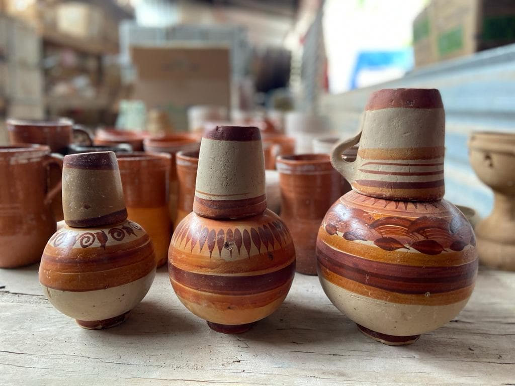 Talleres familiares en Tonalá que mantienen viva la técnica de barro canelo